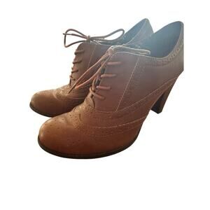 American Eagle Wingtip Oxford Heels Women's 8.5 Shoe Brown Academic Cottage Core